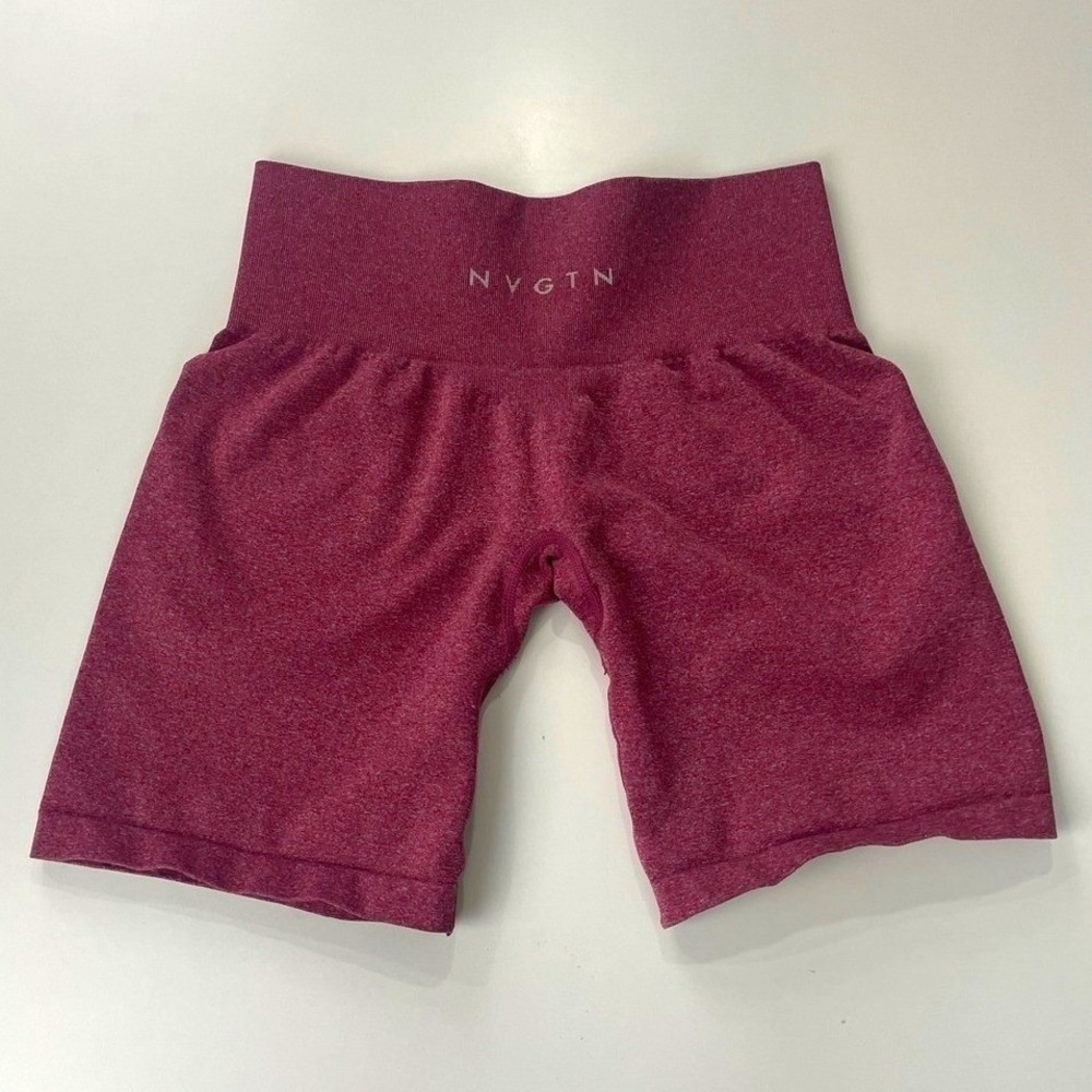 NVGTN High Waisted Seamless Athletic Shorts Berry Pink Marl Fitness Size M EUC